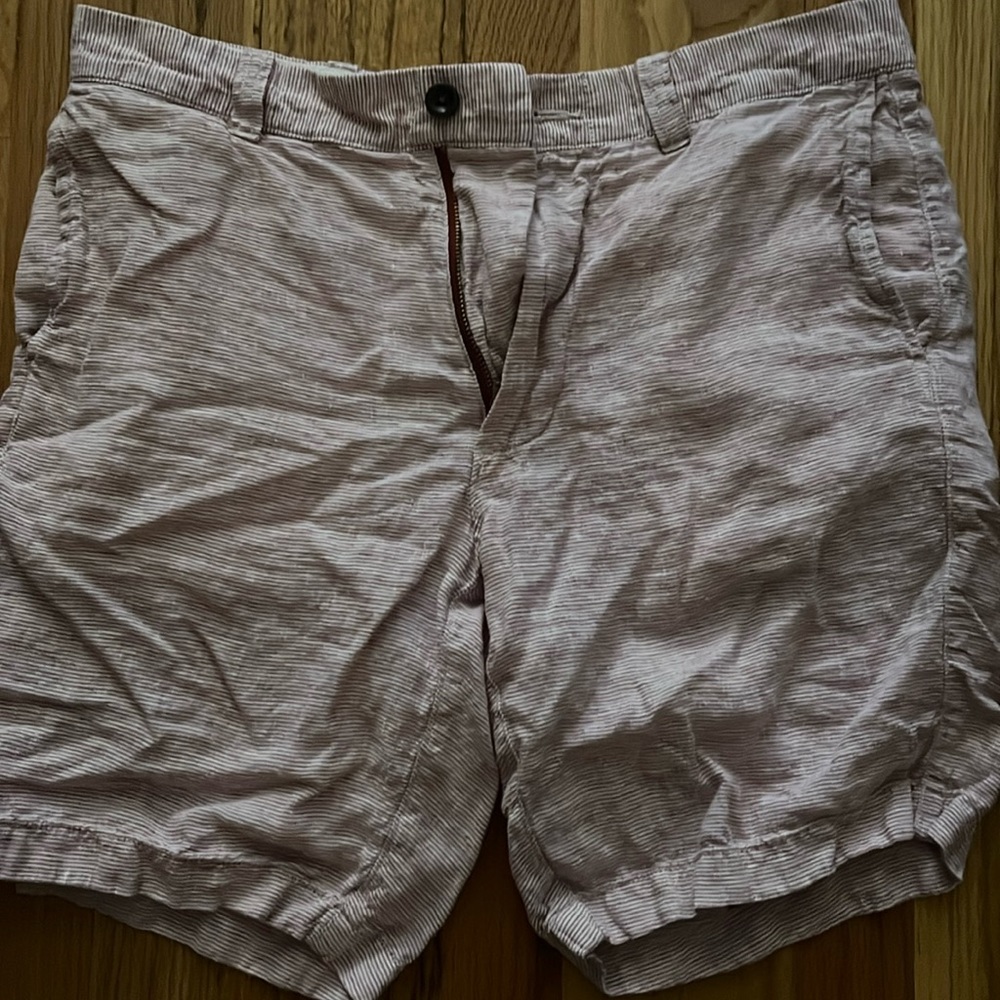 JCrew men’s shorts size 32 9 inch inseam